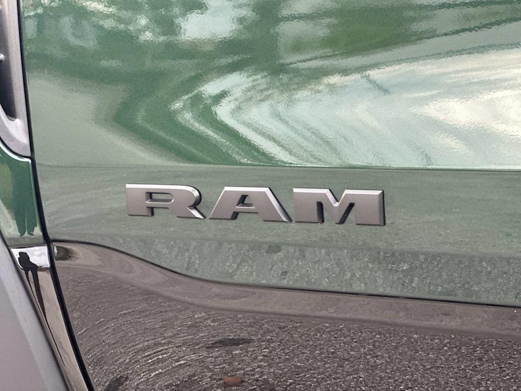 Thumbnail: 2026 RAM 1500 - 7