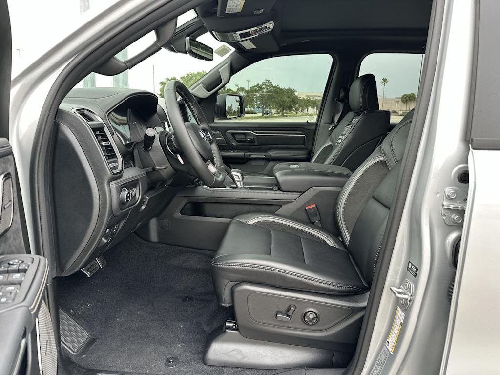 Thumbnail: 2026 RAM 1500 - 10