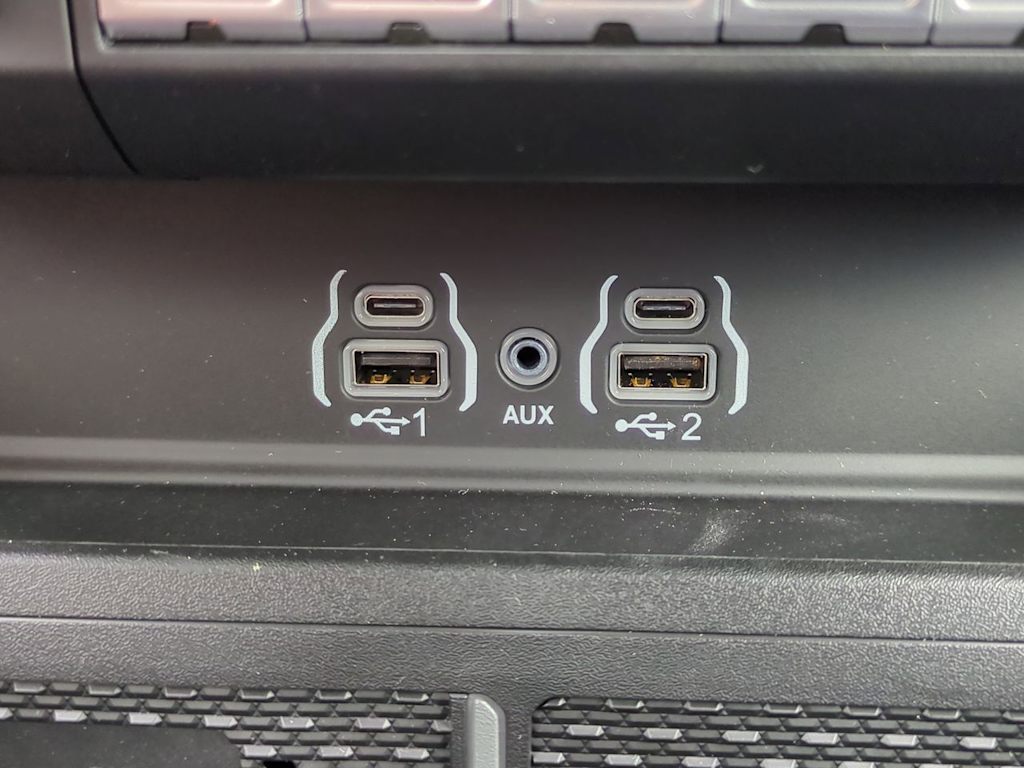 Thumbnail: 2026 RAM 1500 - 35