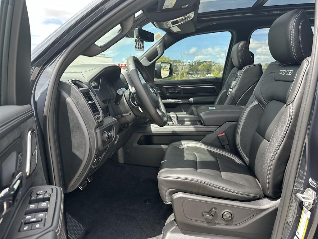 Thumbnail: 2026 RAM 1500 - 11