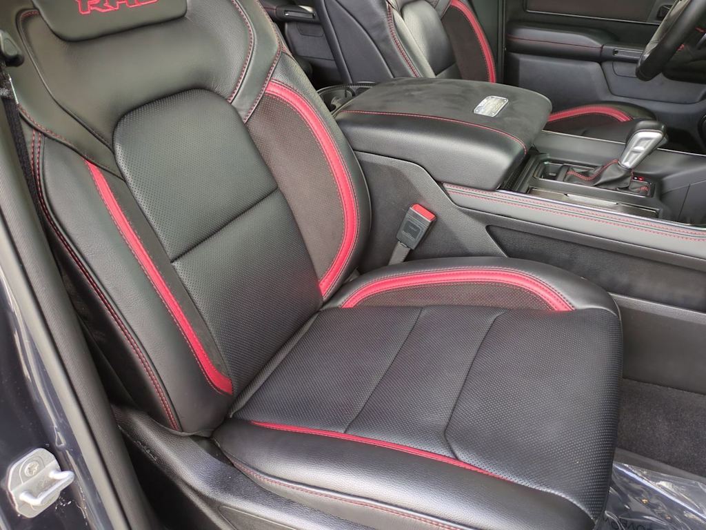 Thumbnail: 2025 RAM 1500 - 30