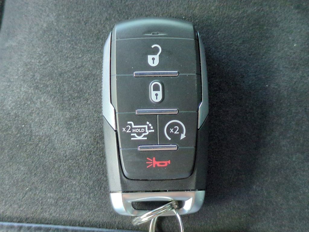 Thumbnail: 2025 RAM 1500 - 19