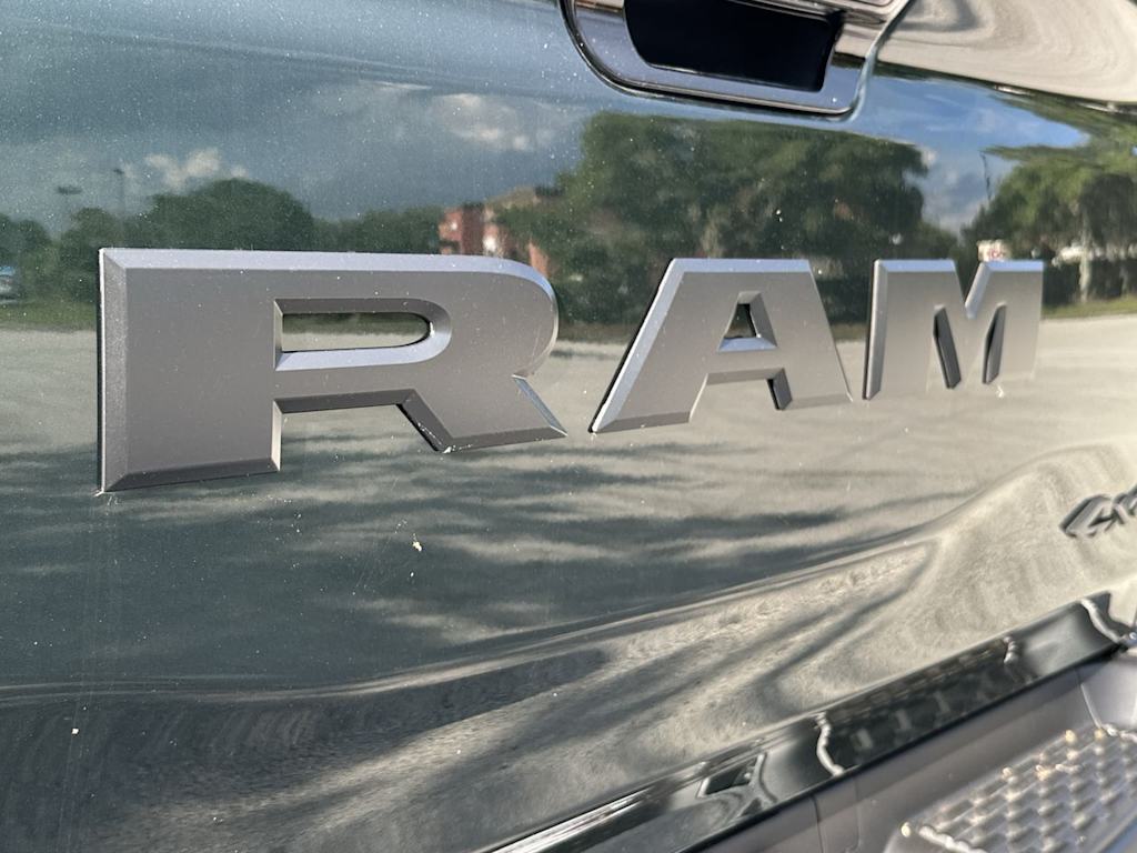 Thumbnail: 2026 RAM 1500 - 7