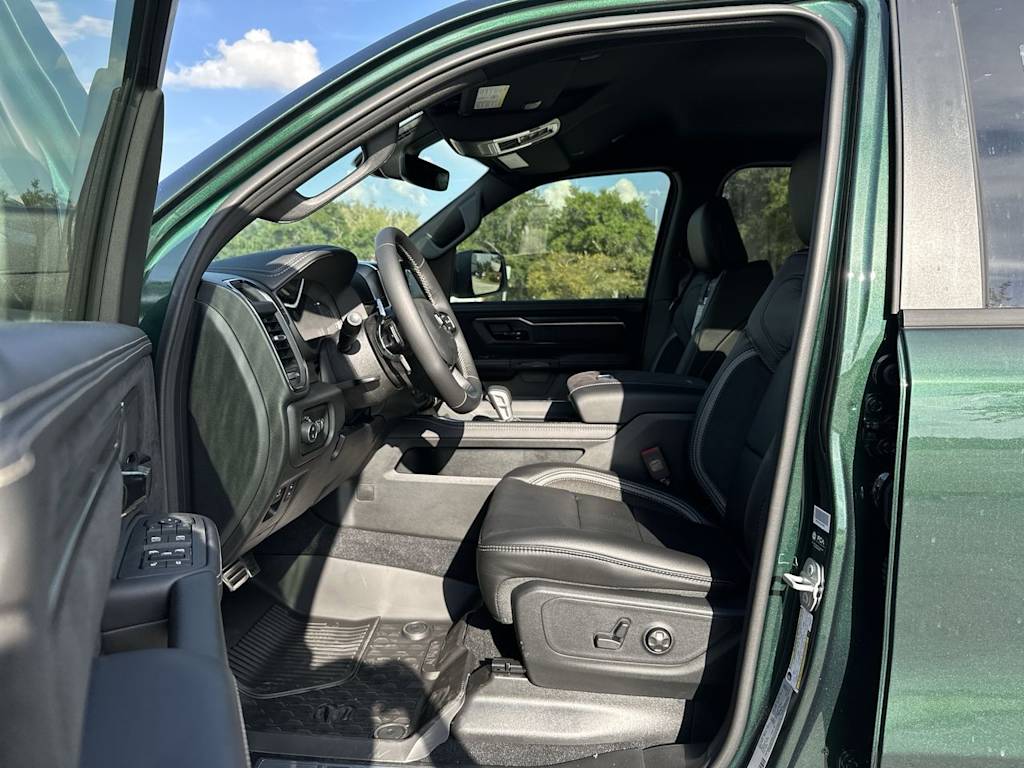 Thumbnail: 2026 RAM 1500 - 9