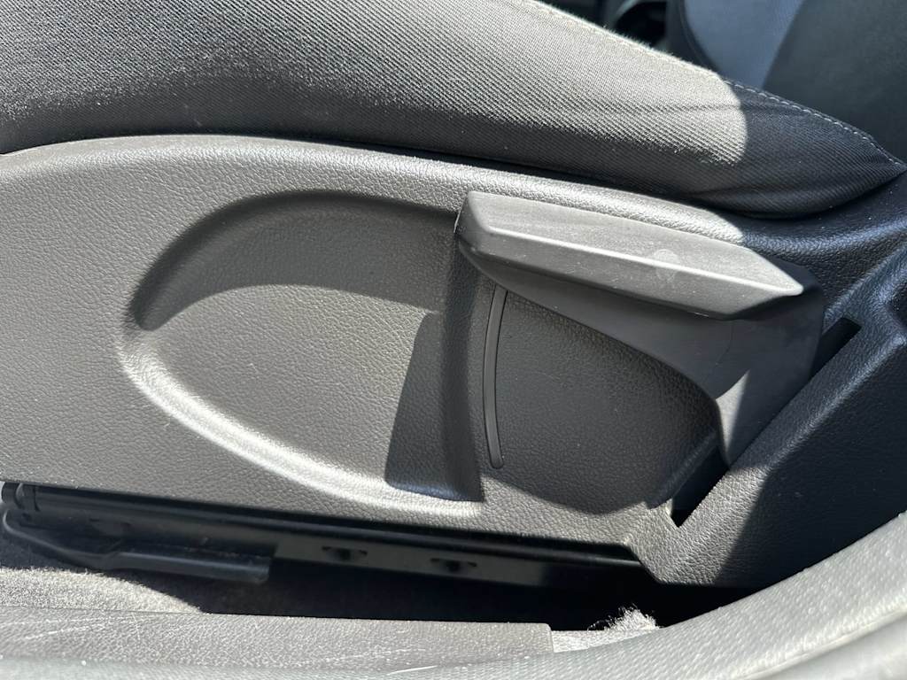 Thumbnail: 2015 Ford Focus - 27