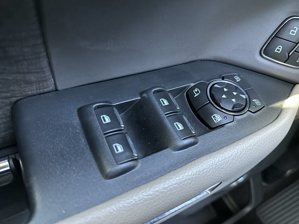 Thumbnail: 2021 Ford Expedition MAX - 31