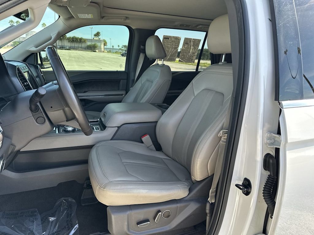 Thumbnail: 2021 Ford Expedition MAX - 11