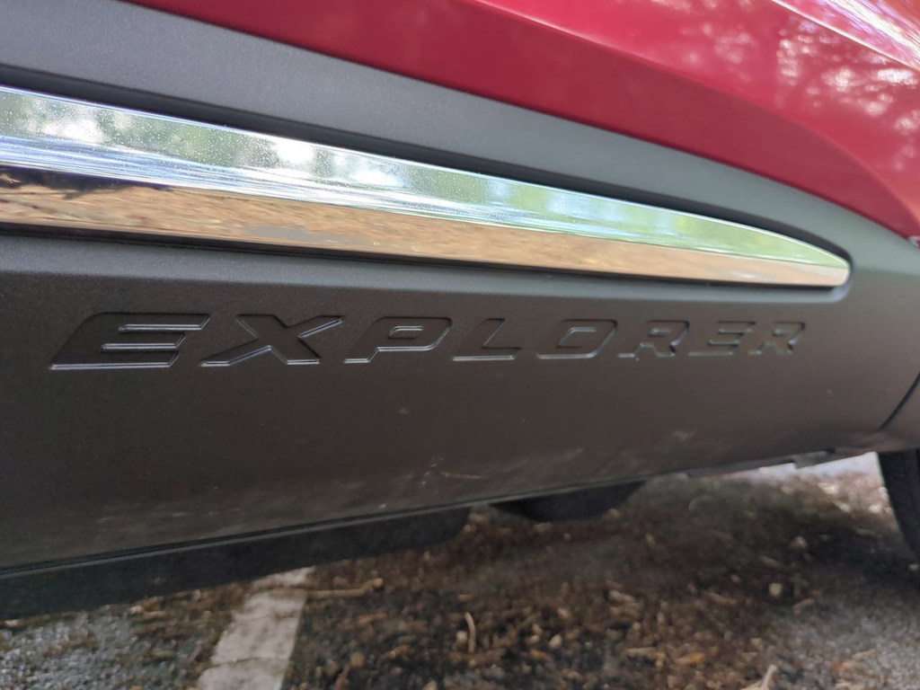 Thumbnail: 2023 Ford Explorer - 8