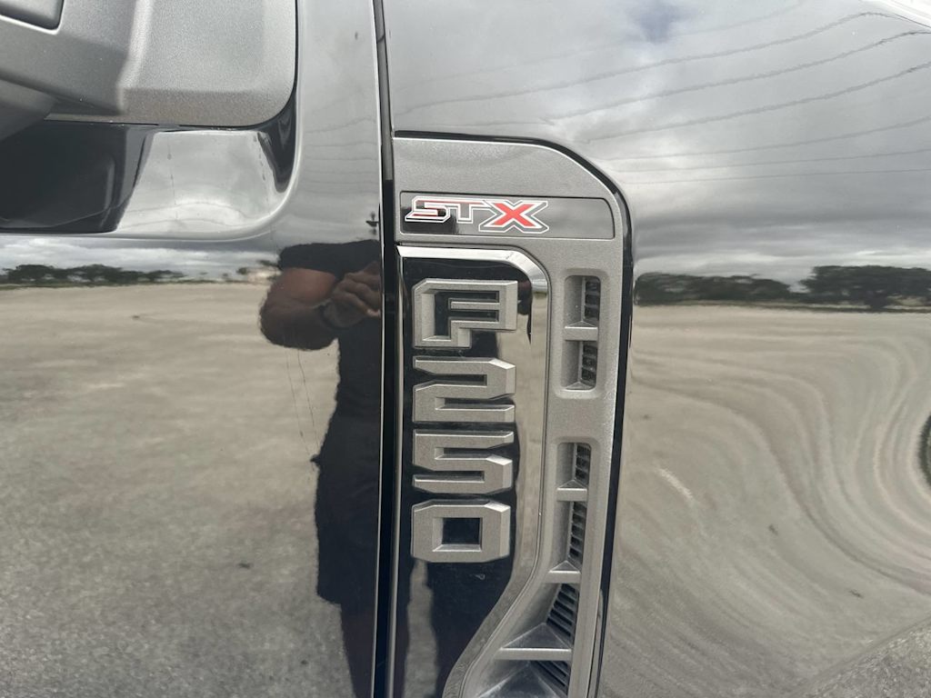 Thumbnail: 2024 Ford F-250 - 8