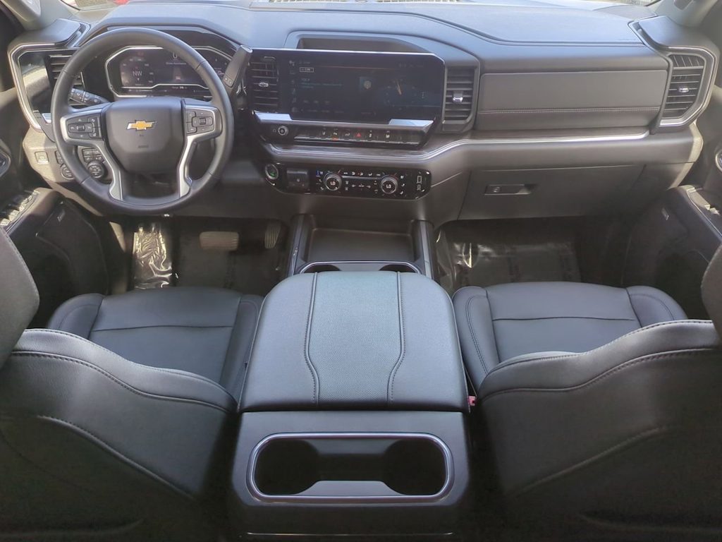 Thumbnail: 2024 Chevrolet Silverado 2500 - 10