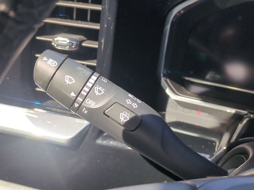 Thumbnail: 2024 Chevrolet Silverado 2500 - 16