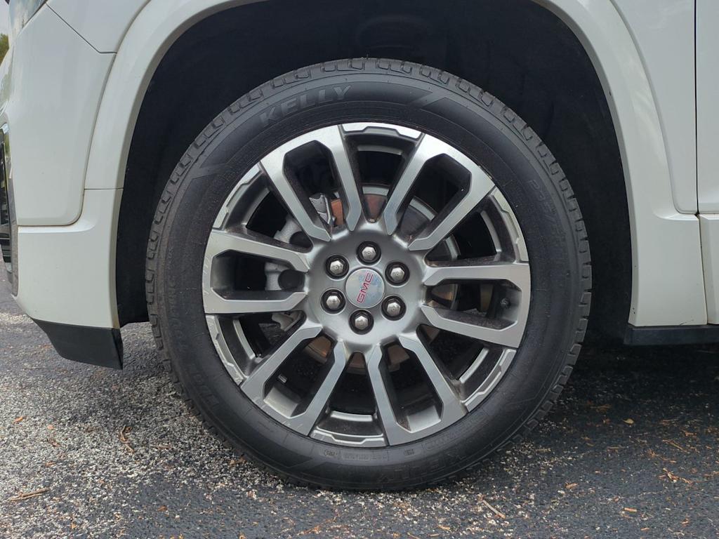 Thumbnail: 2022 GMC Acadia - 8