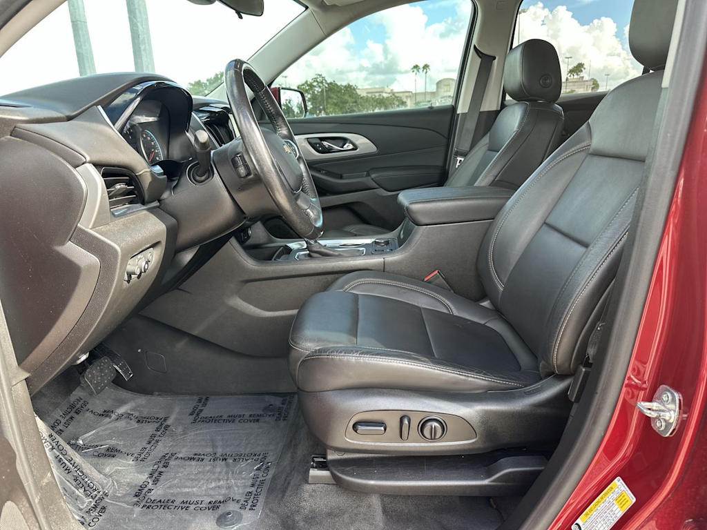 Thumbnail: 2020 Chevrolet Traverse - 11