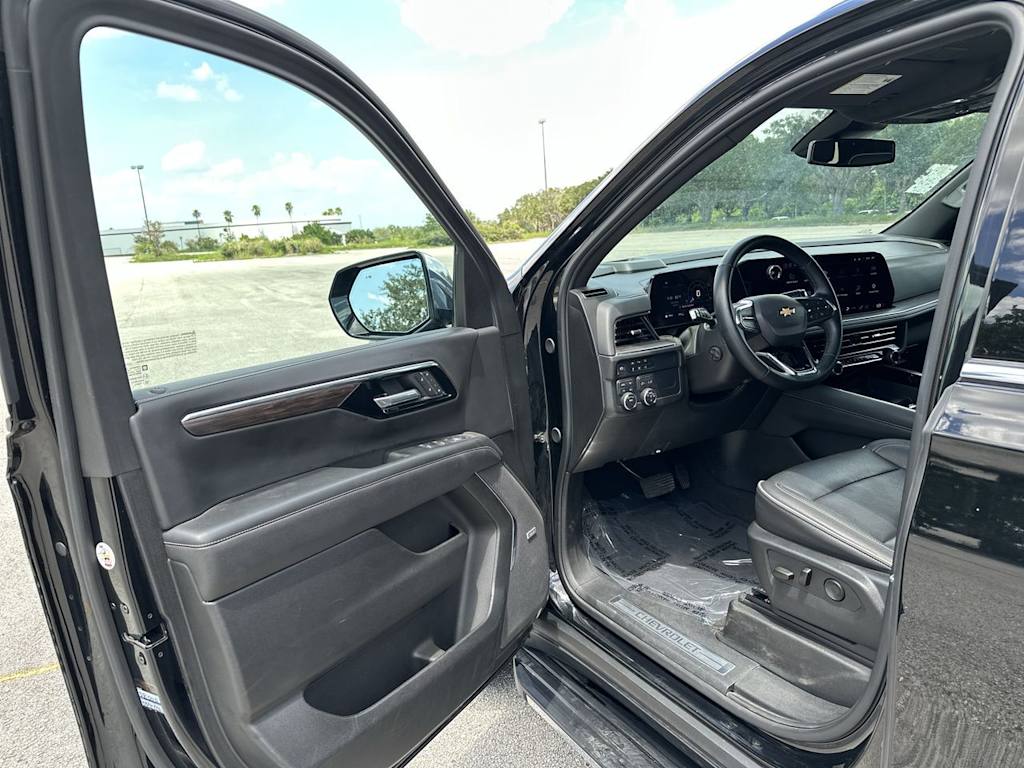 Thumbnail: 2025 Chevrolet Tahoe - 23