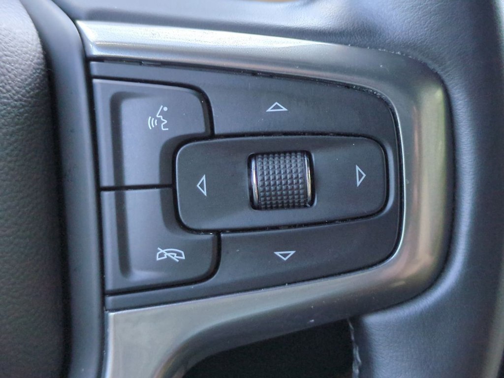 Thumbnail: 2024 Chevrolet Suburban - 31