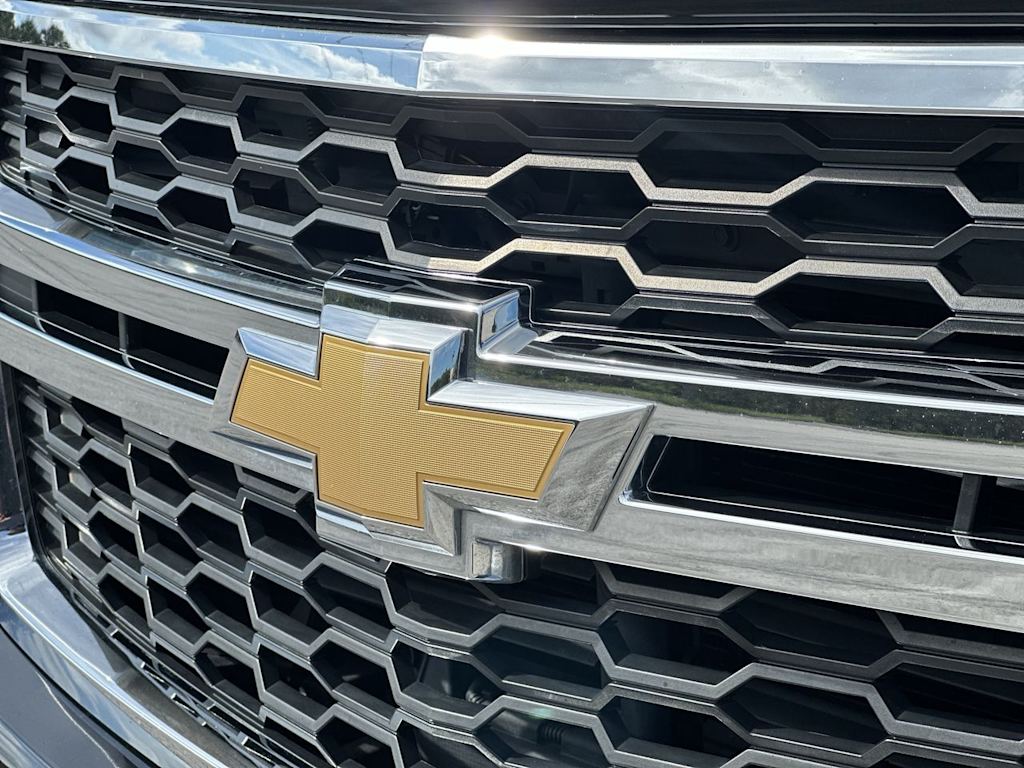 Thumbnail: 2019 Chevrolet Tahoe - 7