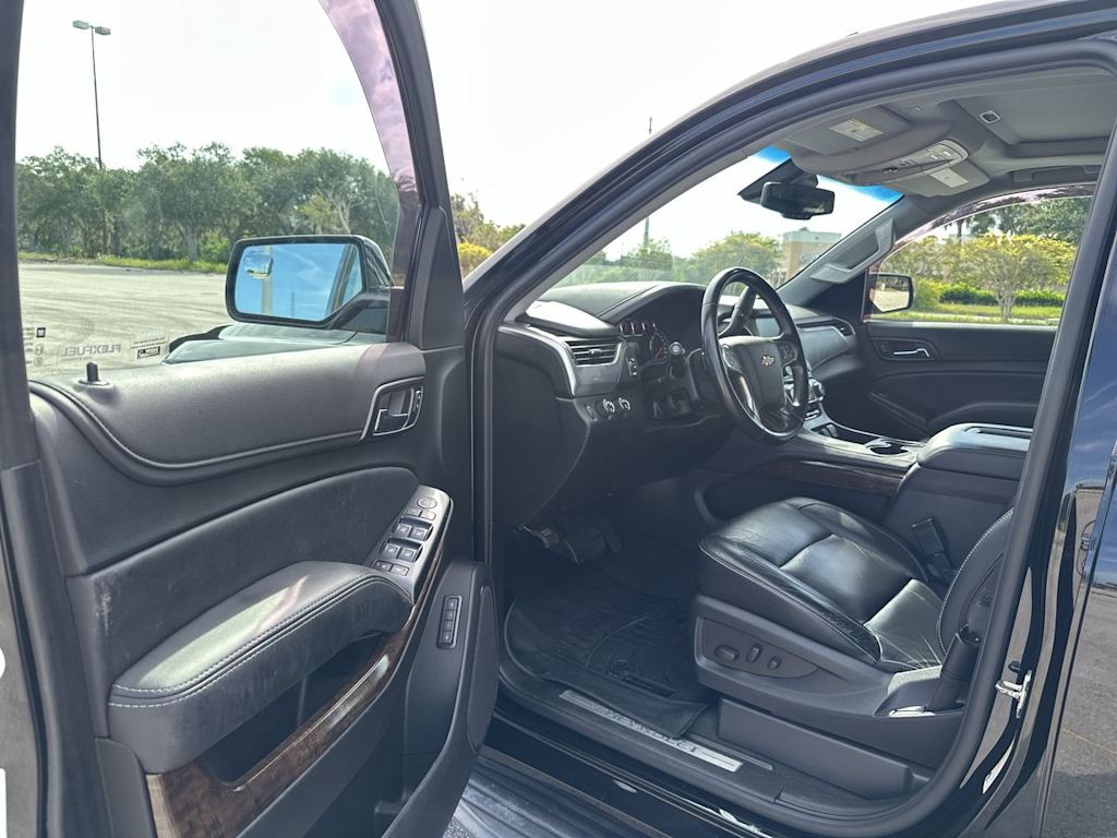 Thumbnail: 2019 Chevrolet Tahoe - 25