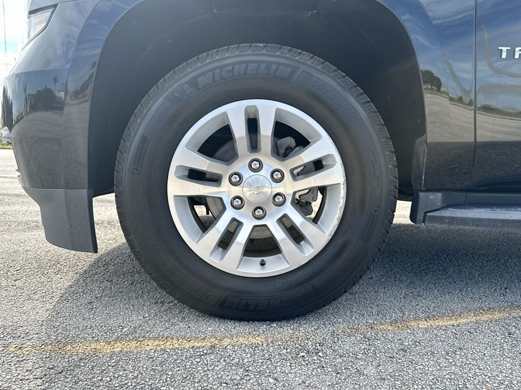 Thumbnail: 2019 Chevrolet Tahoe - 8
