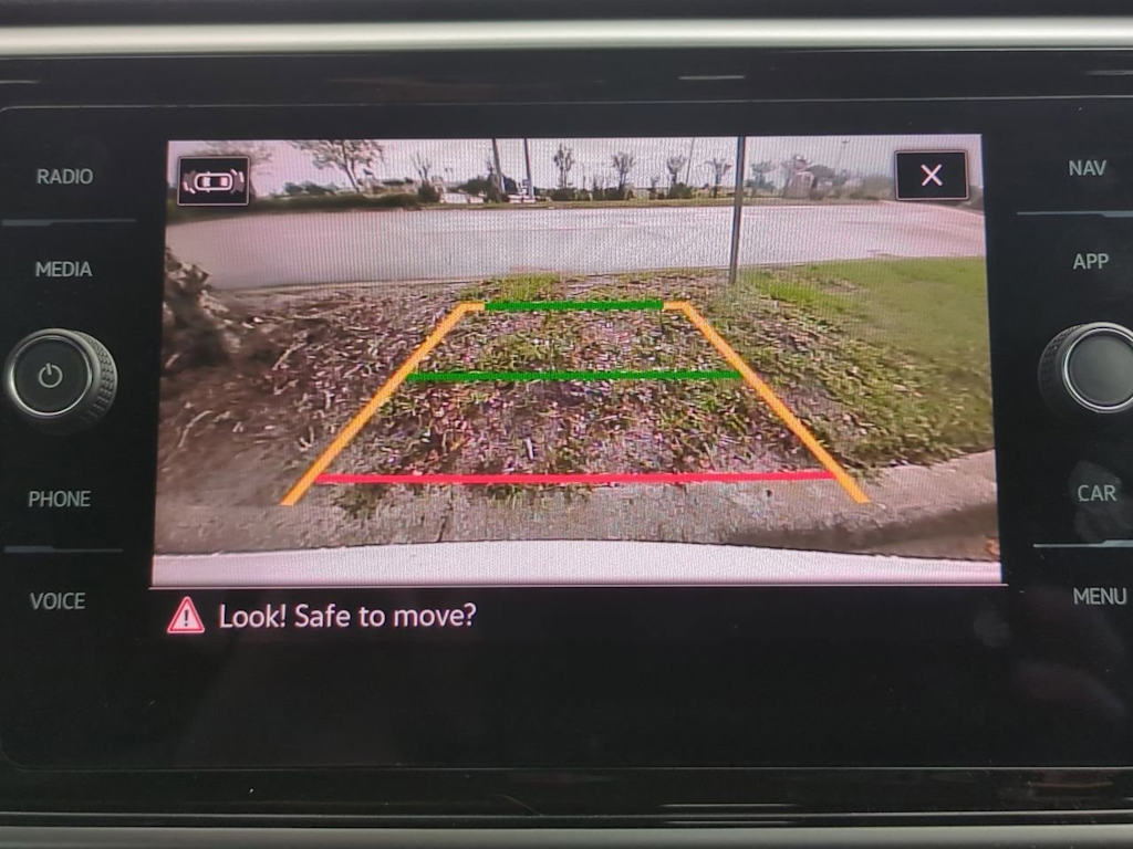 Thumbnail: 2023 Volkswagen Atlas - 35