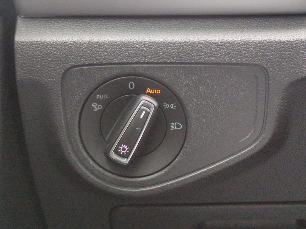 Thumbnail: 2023 Volkswagen Atlas - 26