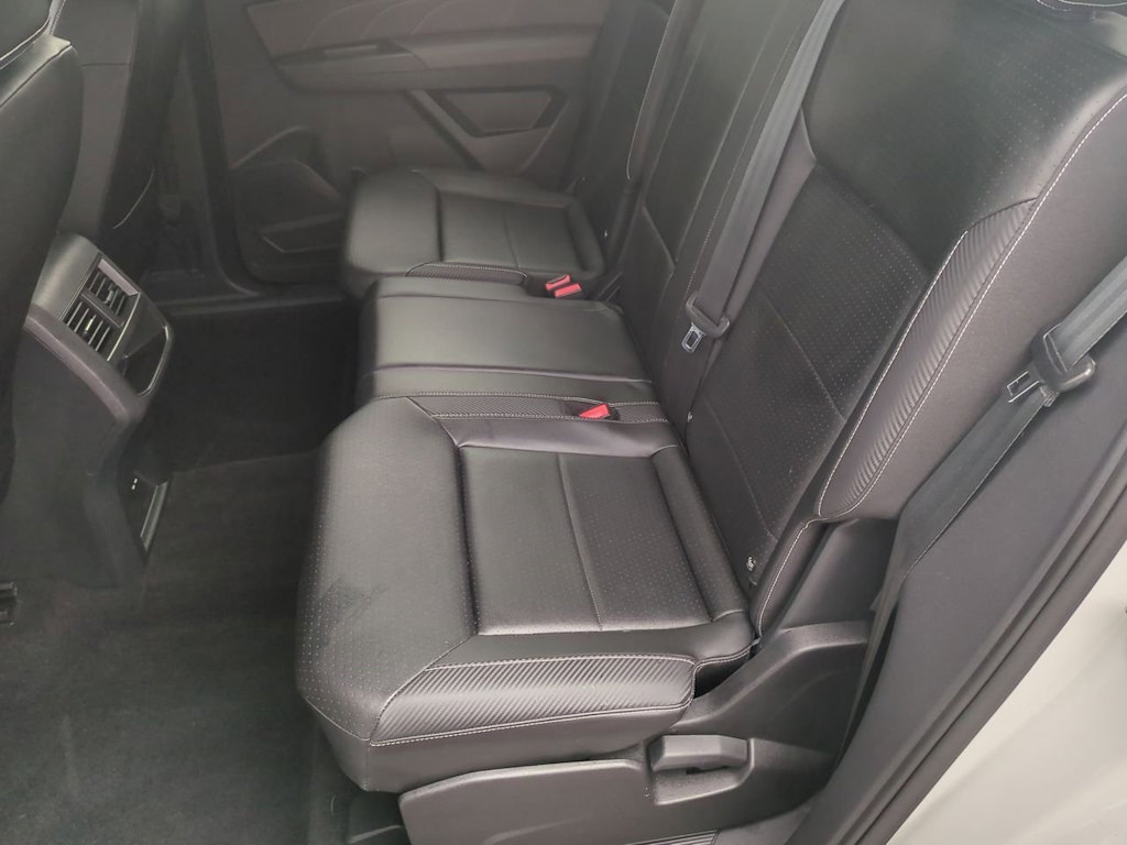 Thumbnail: 2023 Volkswagen Atlas - 28