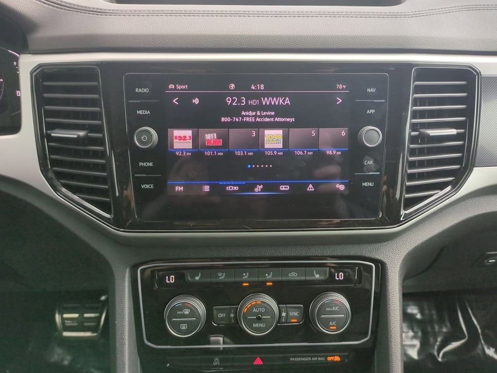 Thumbnail: 2023 Volkswagen Atlas - 16