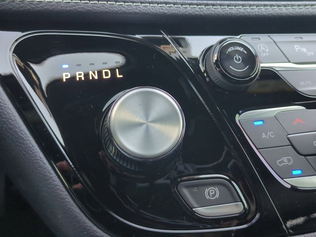 Thumbnail: 2026 Chrysler Pacifica - 35