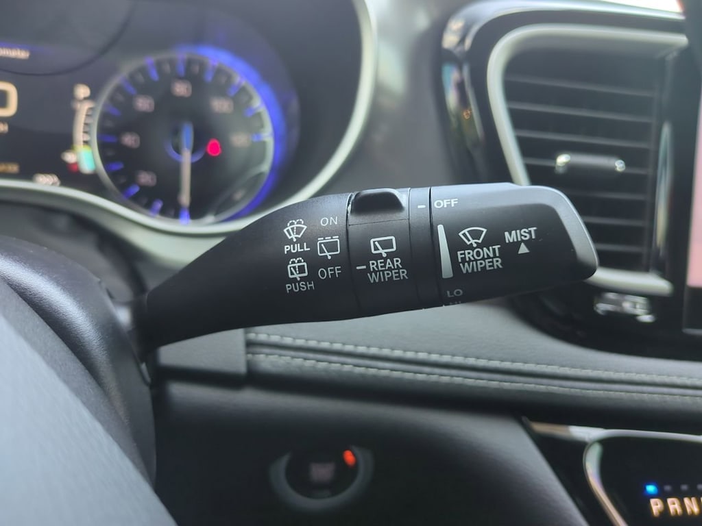 Thumbnail: 2026 Chrysler Pacifica - 31