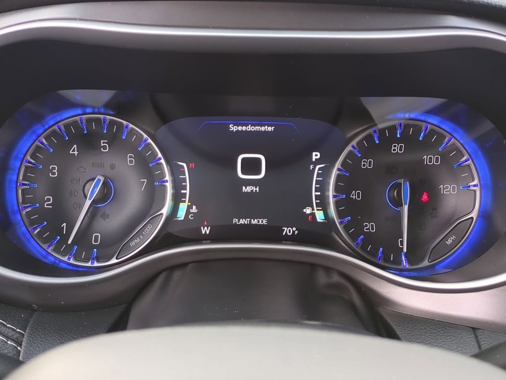 Thumbnail: 2026 Chrysler Pacifica - 36