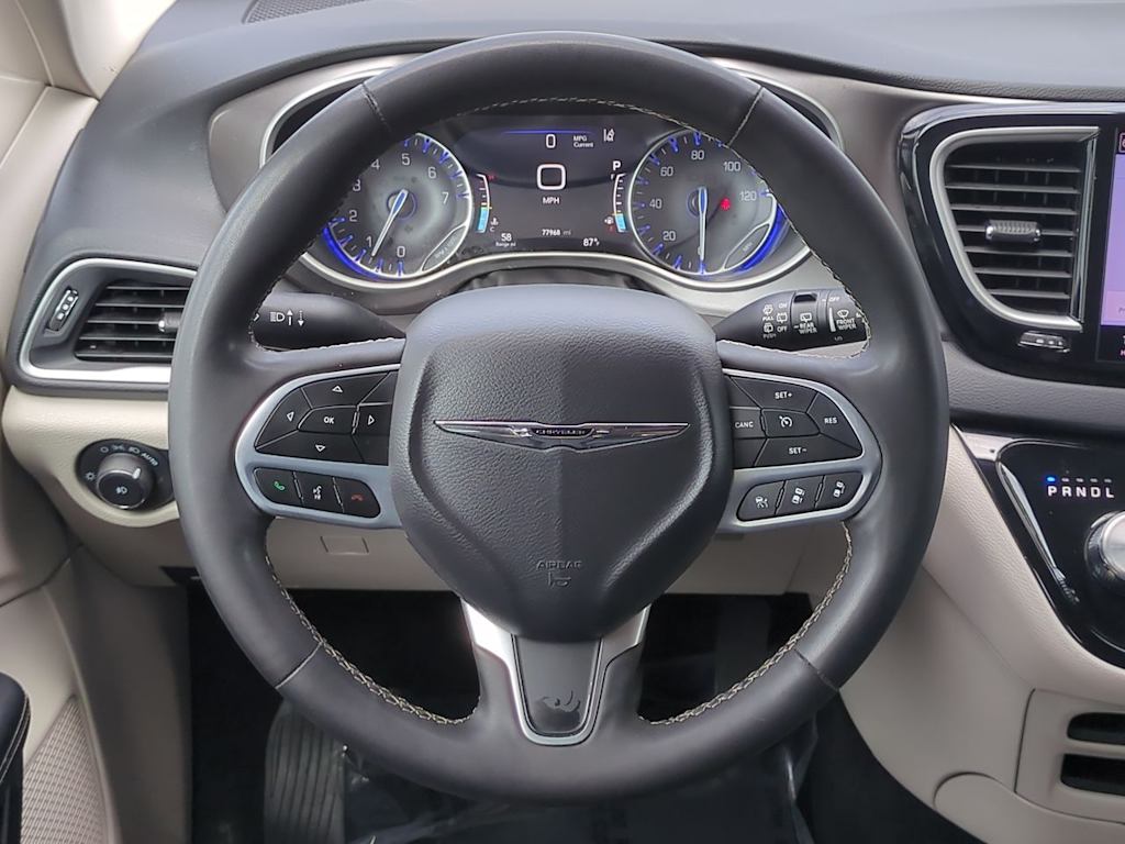 Thumbnail: 2023 Chrysler Pacifica - 13