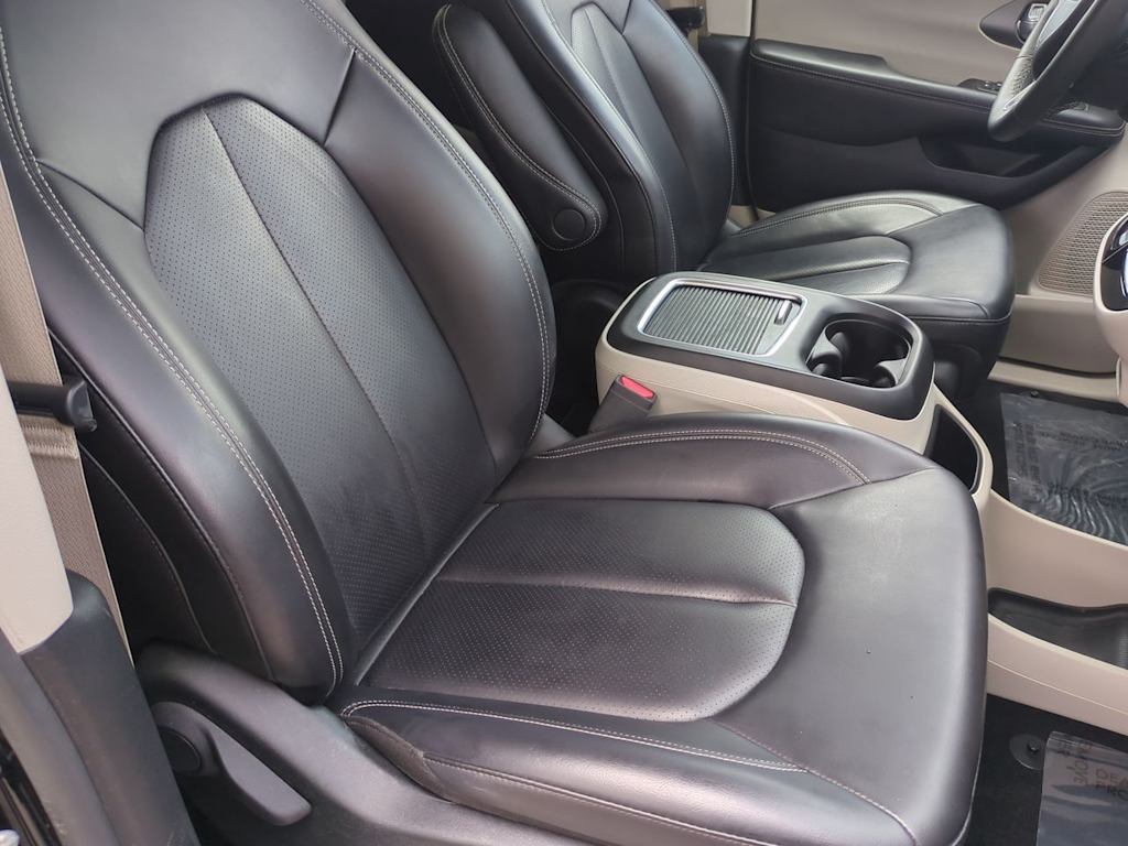 Thumbnail: 2023 Chrysler Pacifica - 27