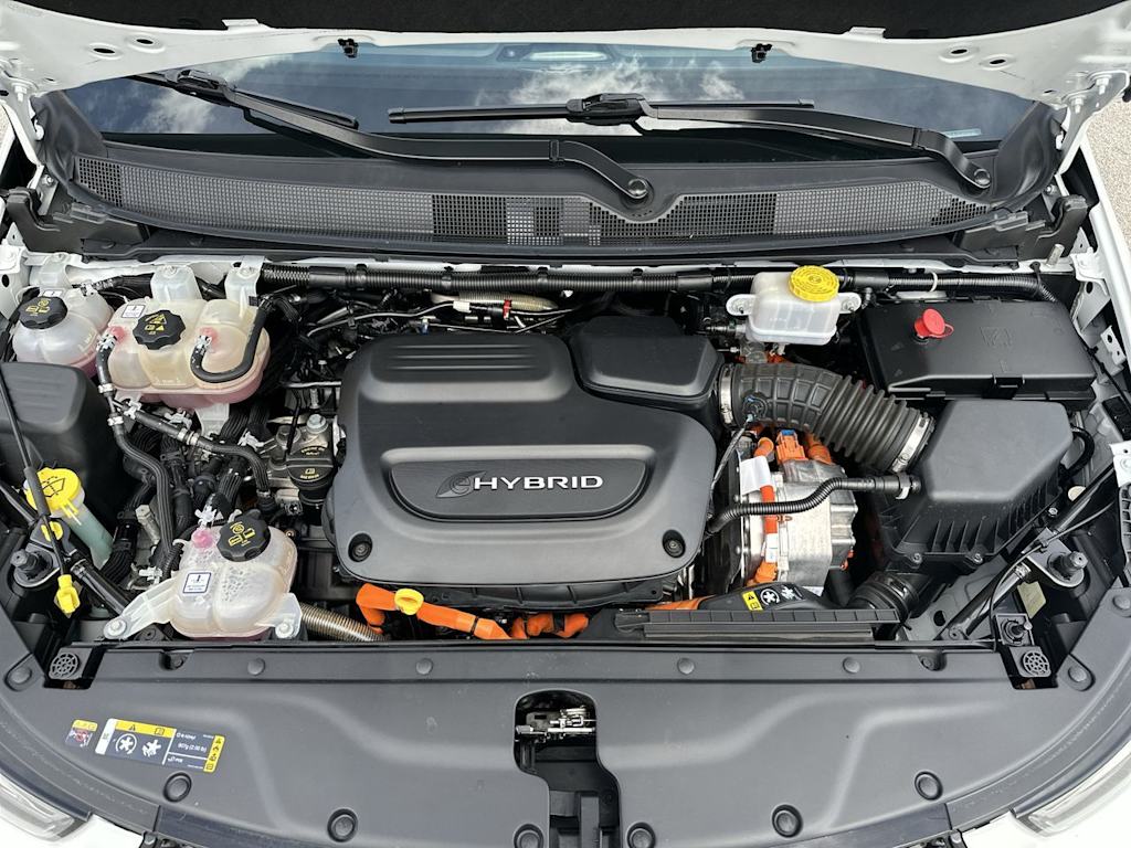 Thumbnail: 2022 Chrysler Pacifica - 9