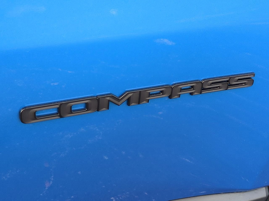 Thumbnail: 2022 Jeep Compass - 7