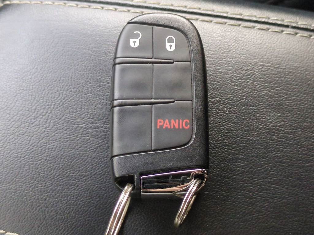 Thumbnail: 2022 Jeep Compass - 36