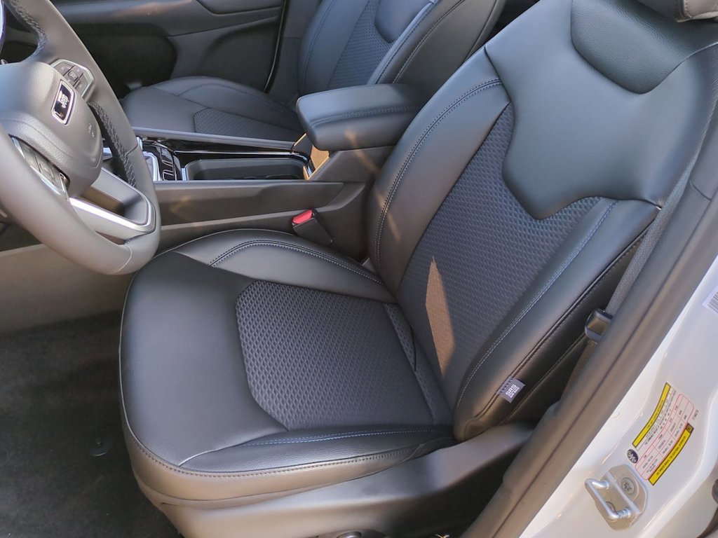 Thumbnail: 2026 Jeep Compass - 11