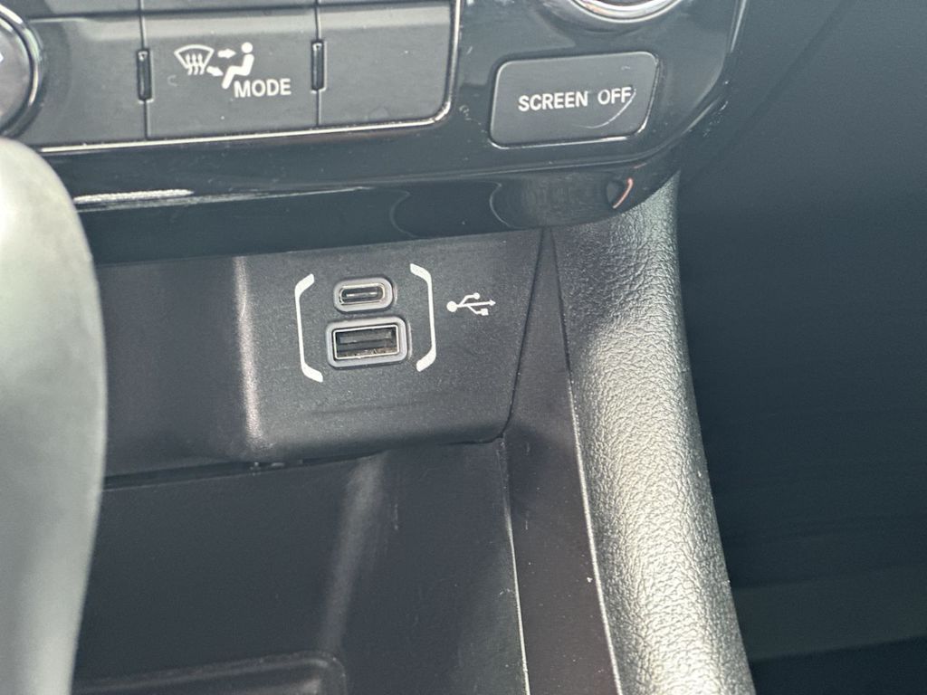 Thumbnail: 2024 Jeep Compass - 17