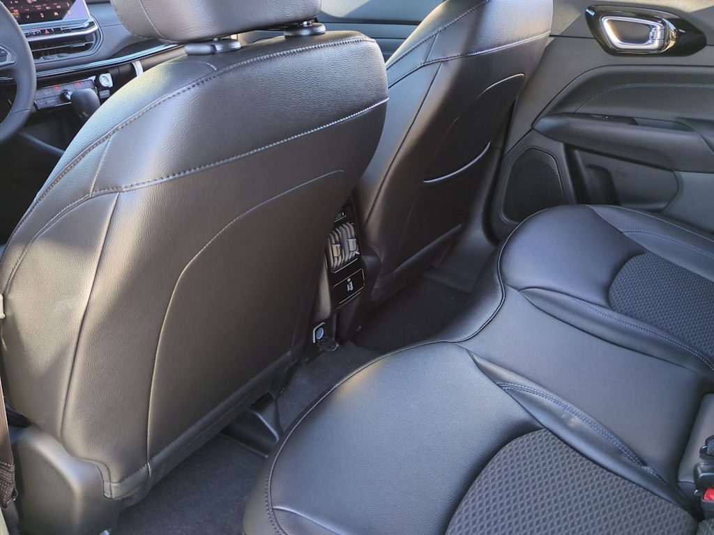2026 Jeep Compass Altitude - Photo 13