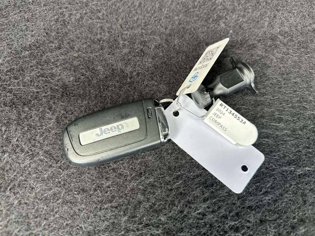 Thumbnail: 2024 Jeep Compass - 17