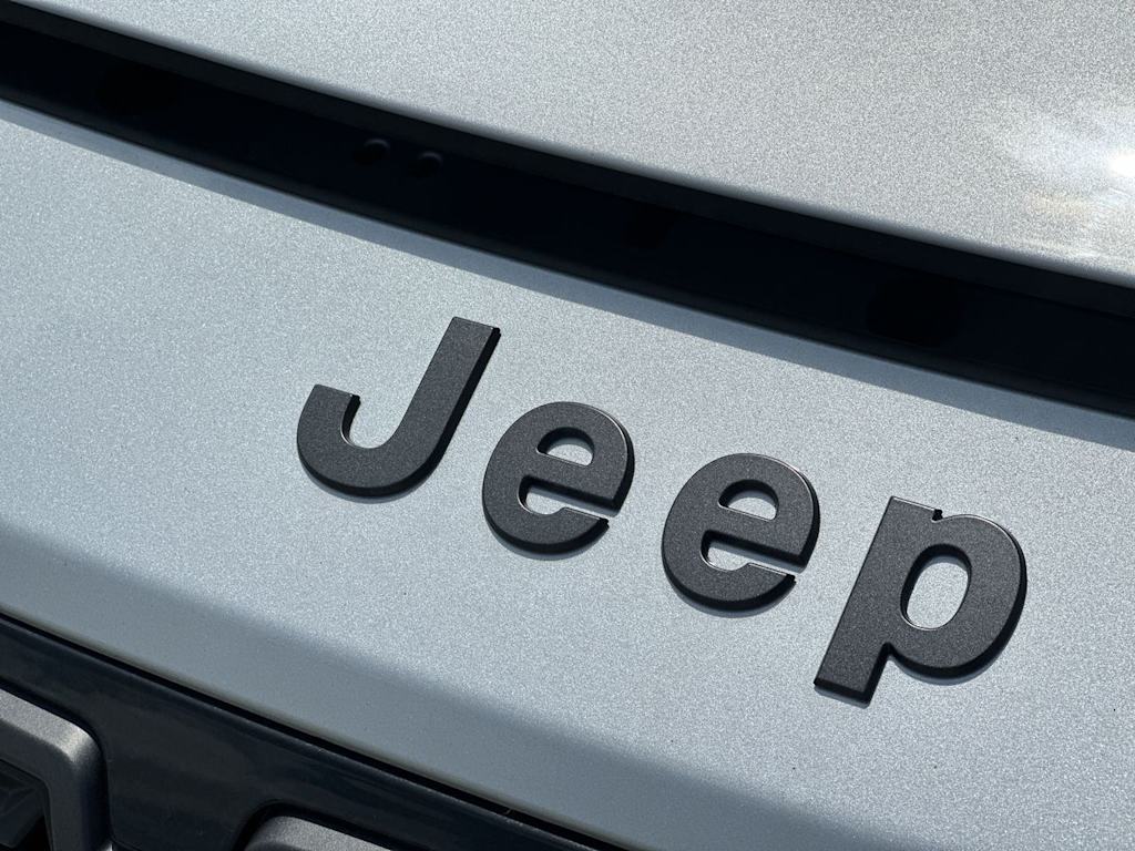 Thumbnail: 2026 Jeep Cherokee - 24