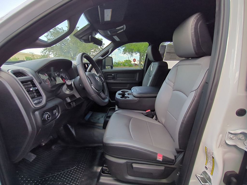 2025 RAM 2500 Tradesman 10