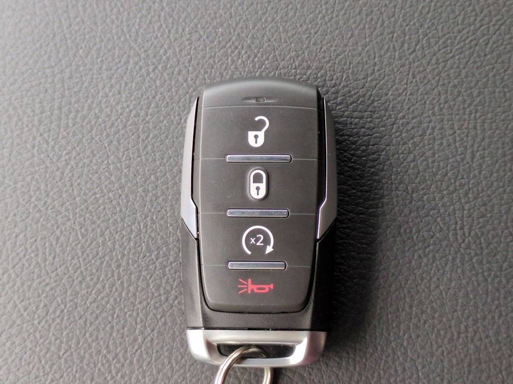 Thumbnail: 2025 RAM 2500 - 18