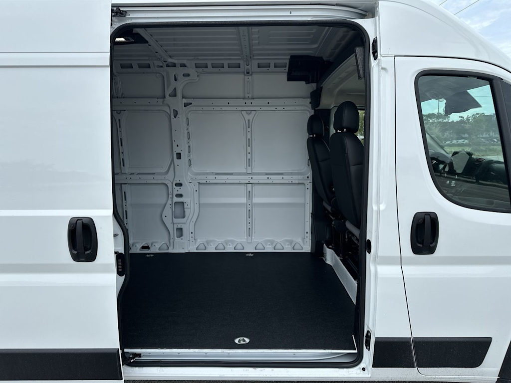 Thumbnail: 2026 RAM ProMaster - 25