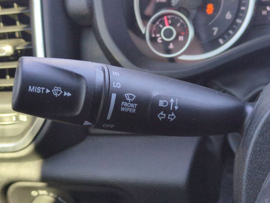 Thumbnail: 2026 RAM 1500 - 33