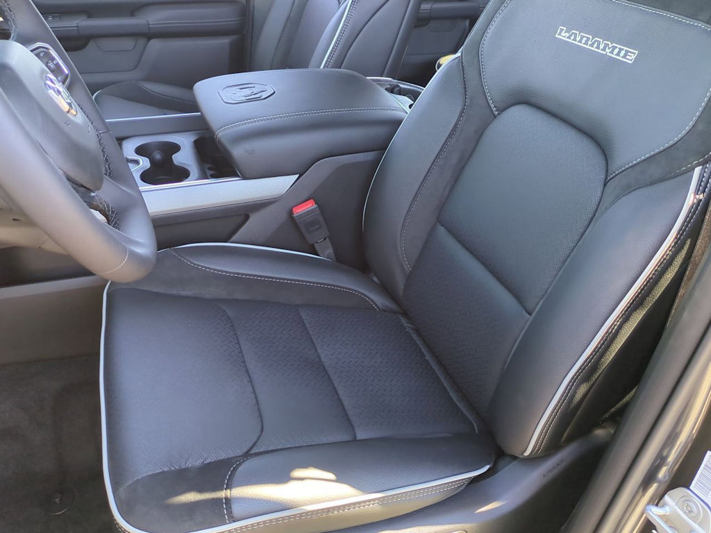 Thumbnail: 2026 RAM 1500 - 11