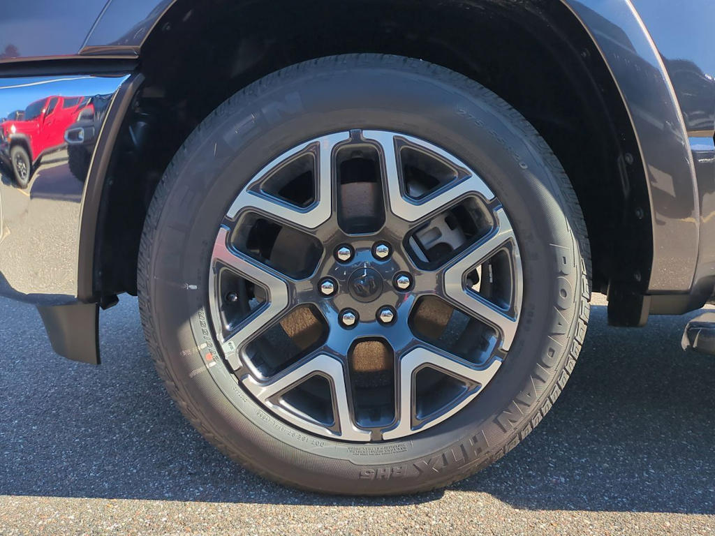 Thumbnail: 2026 RAM 1500 - 8