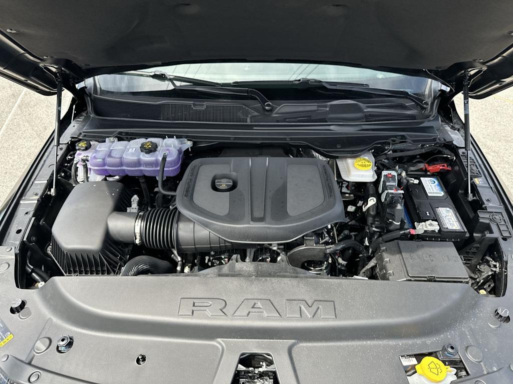 Thumbnail: 2026 RAM 1500 - 9