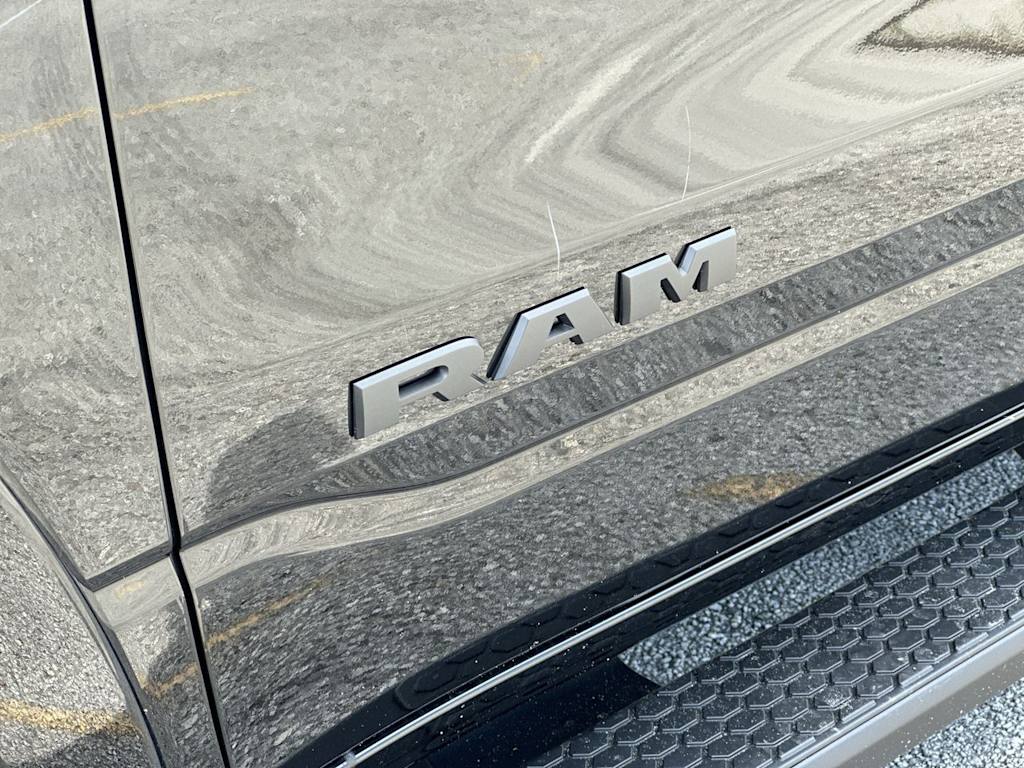 Thumbnail: 2026 RAM 1500 - 7