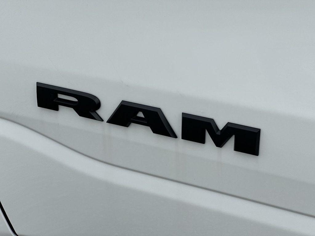 Thumbnail: 2026 RAM 1500 - 7