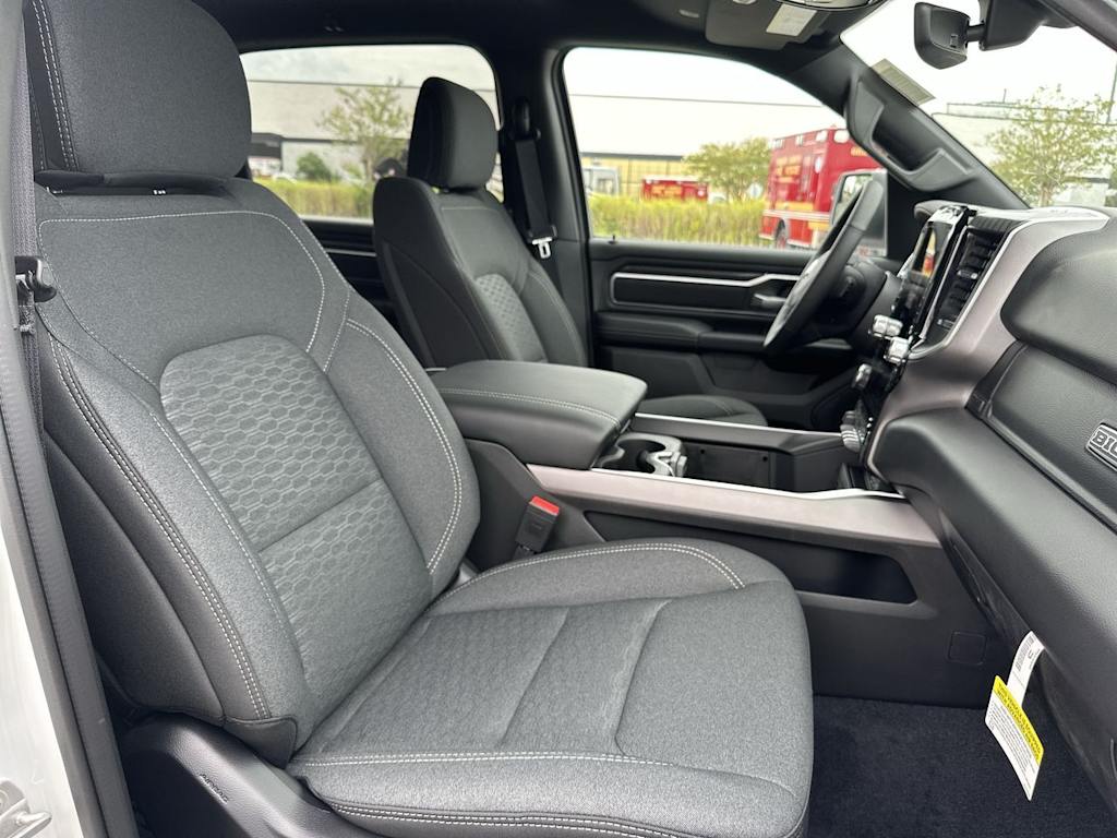 Thumbnail: 2026 RAM 1500 - 26