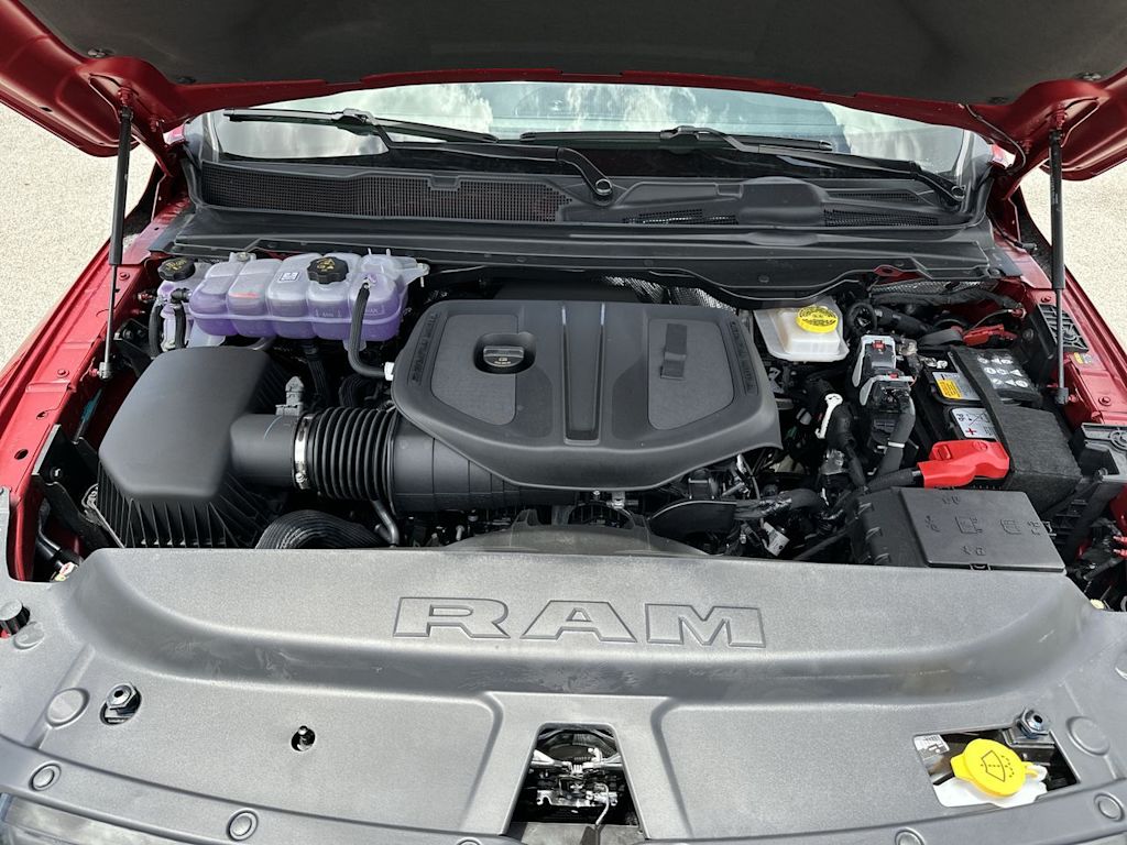 Thumbnail: 2026 RAM 1500 - 9
